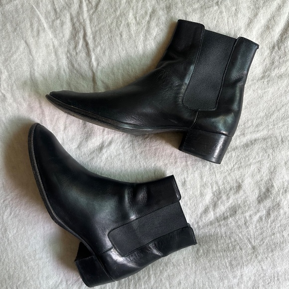 Saint Laurent Chelsea Boot by Hedi Slimane - Picture 4 of 6